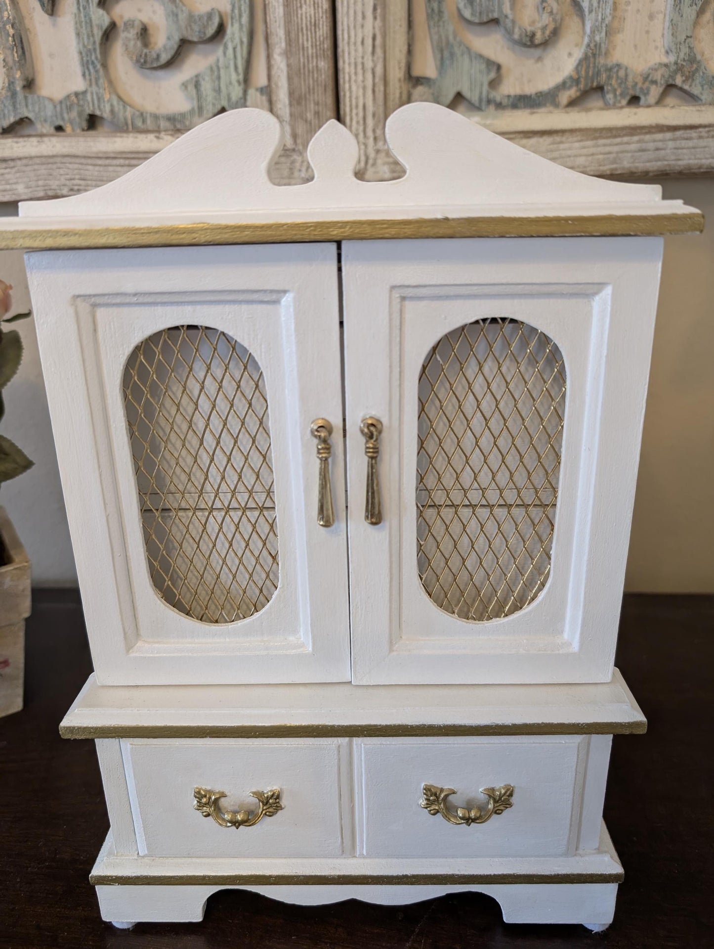 Vintage Custom Hand Painted Shabby Chic Tabletop Birds White & Gold Jewelry Box