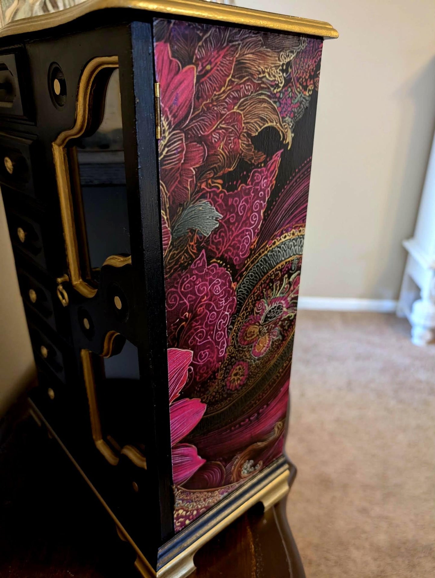 Vintage One of a Kind Boho Bohemian Tabletop Black & Paisley XL Jewelry Box
